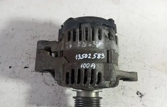 Opel Insignia A Generator/alternator 13502583