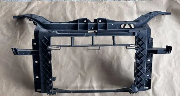 Ford Fusion Radiator trim 4N1H-16E146