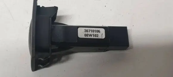 Volvo V70 Hazard light switch 30710106 08W102
