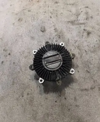 Mitsubishi Pajero Viscous fan clutch 