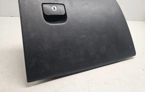 Hyundai Santa Fe Glove box set 845112B000