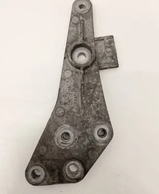 BMW 1 F20 F21 Engine mounting bracket 7600672