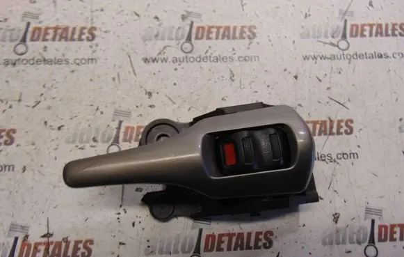 Toyota Verso Rear door interior handle