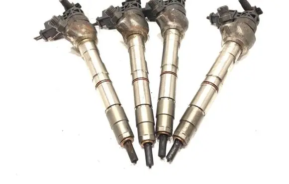 Fuel injectors set