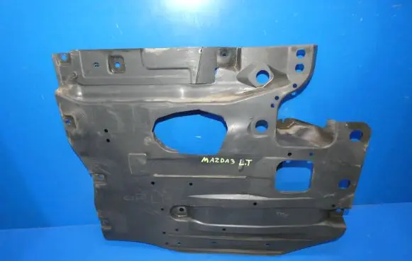 Mazda 3 II Rear underbody cover/under tray 