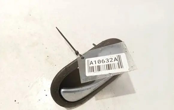 Rear door interior handle