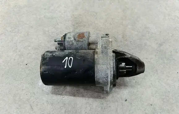 Ford Focus Starter motor S0096