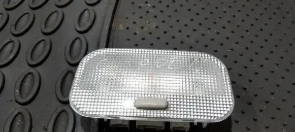 Citroen C4 I Front seat light
