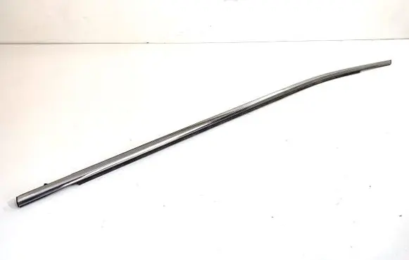 Toyota Camry VIII XV70 Front door windshield rail 