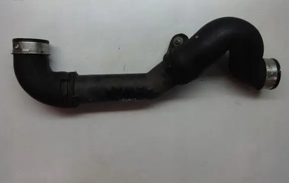 Intake resonator