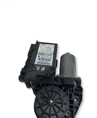 Audi A4 S4 B7 8E 8H Front door window regulator motor 8E1959802H 5WK49201CBF 105841204