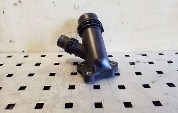 BMW X5 E53 Engine coolant pipe/hose 11122247744 2247744