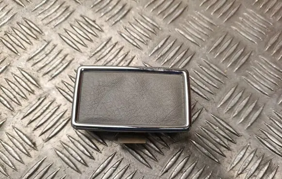 Mercedes-Benz 250 280 W108 Ashtray (rear)