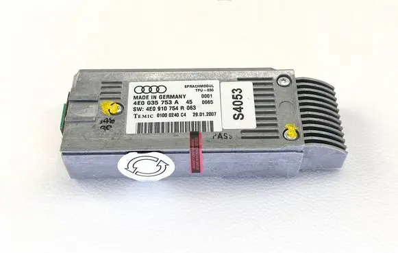 Audi A6 S6 C6 4F Voice control module 4E0035753A 4E0910754R 01000240