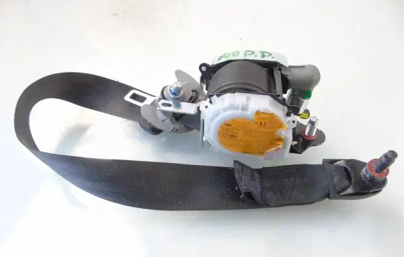 Hyundai i40 Front seatbelt 88820-3Z000