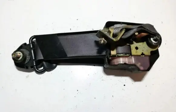 Mazda 121 Rear seatbelt 0035185 0419138119138
