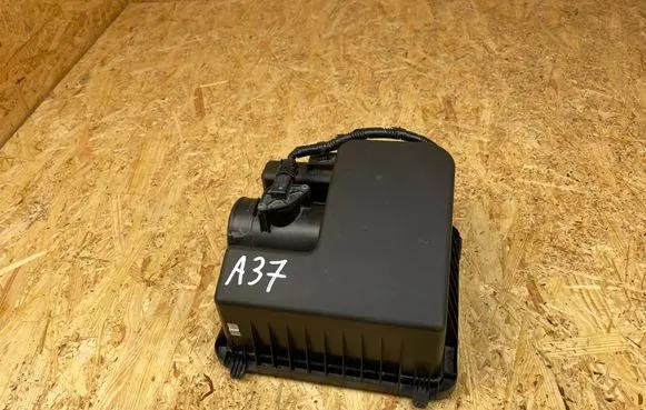 Air filter box