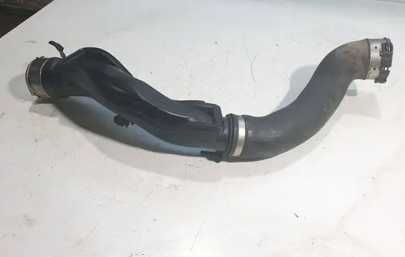 Intercooler hose/pipe