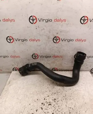 Coolant pipe/hose