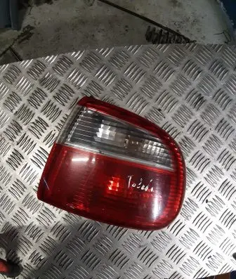 Seat Toledo II (1M) Rear/tail lights 1m5945096b
