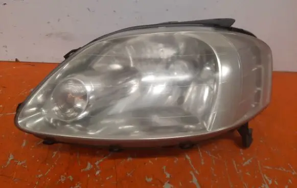 Volkswagen Fox Headlight/headlamp