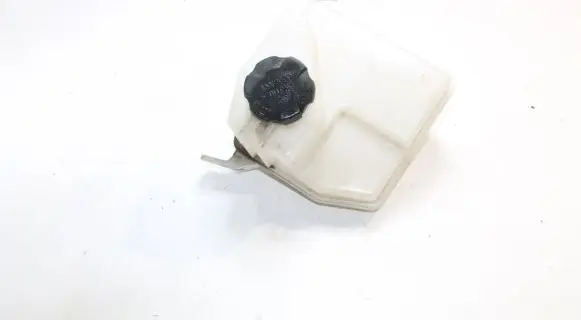 KIA Ceed Coolant expansion tank/reservoir 25430A2000