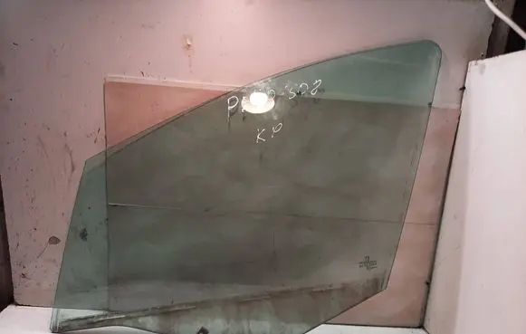 Rear vent window glass