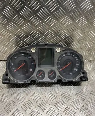 Volkswagen PASSAT B6 Speedometer (instrument cluster) 3C0920871 A2C53194181