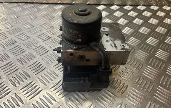 Audi A6 S6 C5 4B ABS Pump 1J0907379Q
