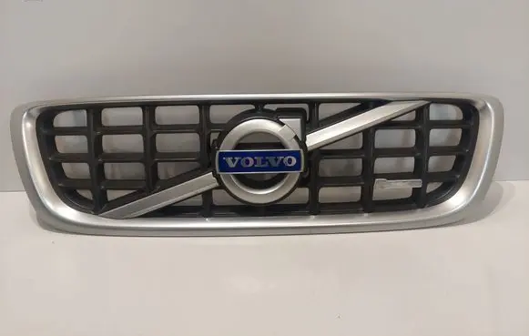 Volvo V70 Front bumper upper radiator grill 31283895