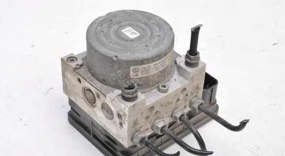 Seat Leon (5F) ABS Pump 3Q0614517P
