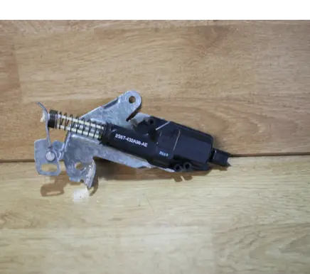 Ford Fiesta Central locking motor 2S6T432A98