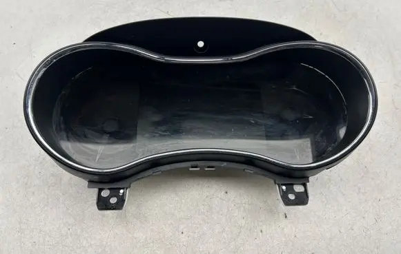 Dodge Durango III Speedometer (instrument cluster) 68302780AE
