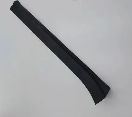 Nissan Leaf II (ZE1) Front sill trim cover 769B53NL0A