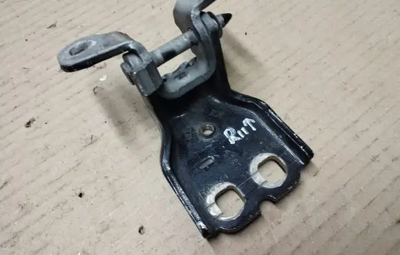 Chrysler Pacifica Rear door upper hinge