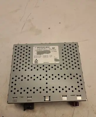 Mercedes-Benz GLC X253 C253 Sound amplifier A2229008911