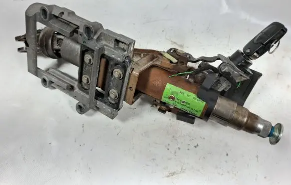 Volkswagen PASSAT B5 Steering wheel axle 4B0905851