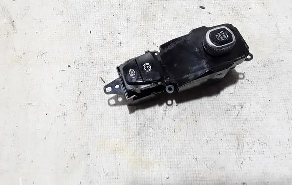 Volvo XC60 Engine start stop button switch 31481452