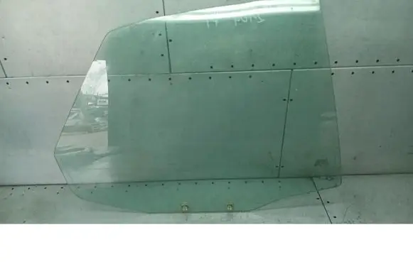 Volvo S40, V40 Rear door window glass 