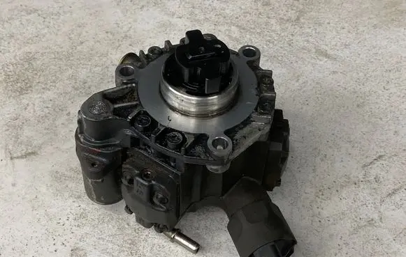 Volvo V50 Fuel injection high pressure pump A2C20003791 9658193780 5WS40163