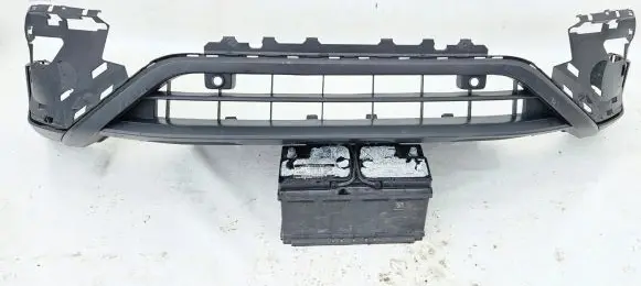 Volkswagen Tiguan Allspace Front bumper lip 5NN805903K