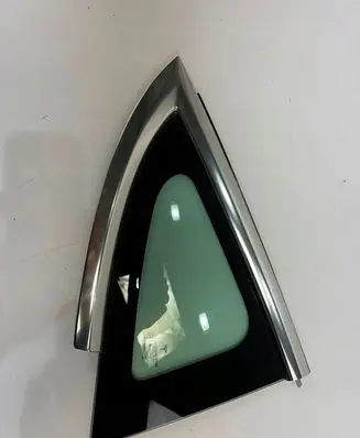 Tesla Model 3 Rear side window