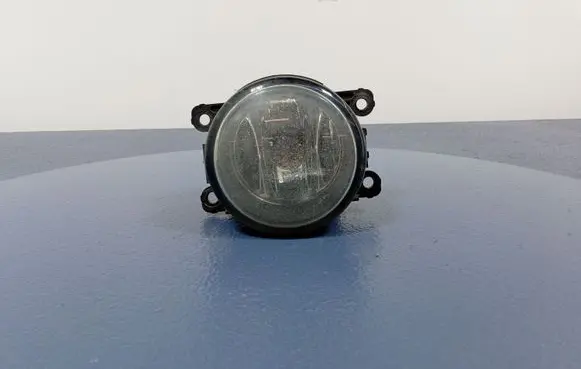 Renault Scenic II - Grand scenic II Front fog light 8200074008