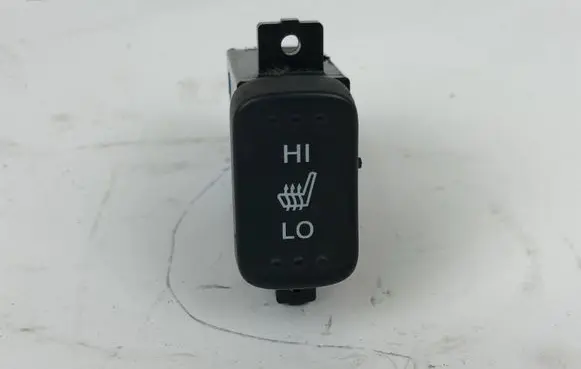 Honda CR-V Seat heating switch M33026