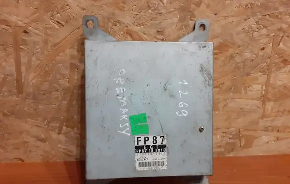 Mazda Premacy Engine control unit/module 1269 FP8718881B