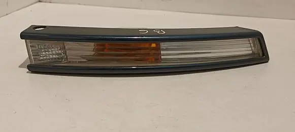 Volkswagen PASSAT B6 Front indicator light 3C0807718A 3C0953042H