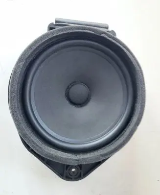 Opel Crossland X Front door speaker 39144982