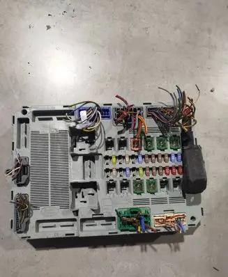 Jaguar XF X250 Fuse box set dx2314d628ag a50044258
