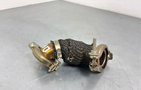 Land Rover Defender EGR valve line/pipe/hose LPLA9F468BC