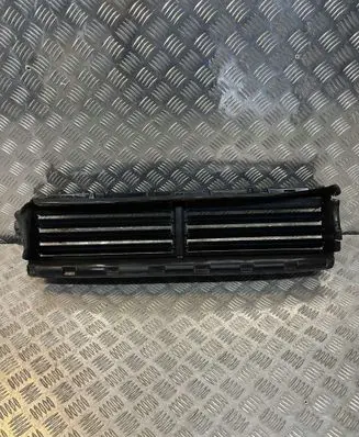Polestar 2 Intercooler air guide/duct channel 31663713